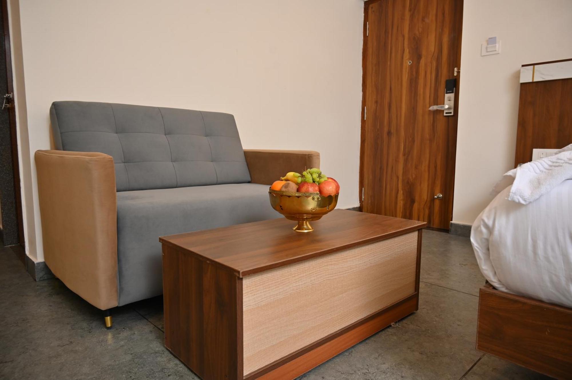 Hotel Shri Devi Comforts Inn Bhatkal Kültér fotó